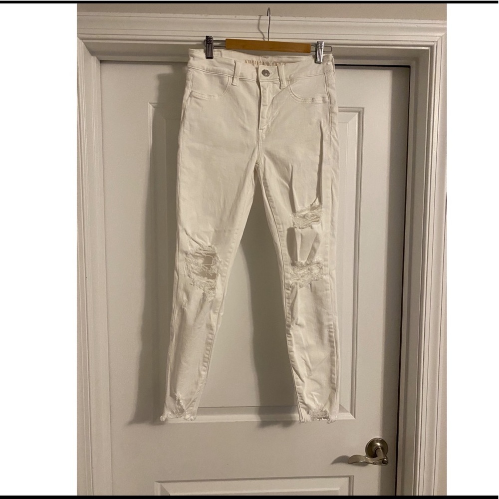 American Eagle White Ripped Jeans